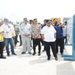 Bupati PPU Mudyat Noor saat meninjau kesiapan jalur tol fungsional yang menghubungkan Balikpapan–PPU–Kawasan Inti Pusat Pemerintahan (KIPP) Ibu Kota Nusantara (IKN).