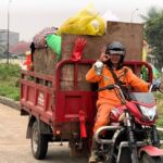 DLH PPU kembali melaksanakan aksi bersih sampah di kasawan Pasar Induk Nenang.